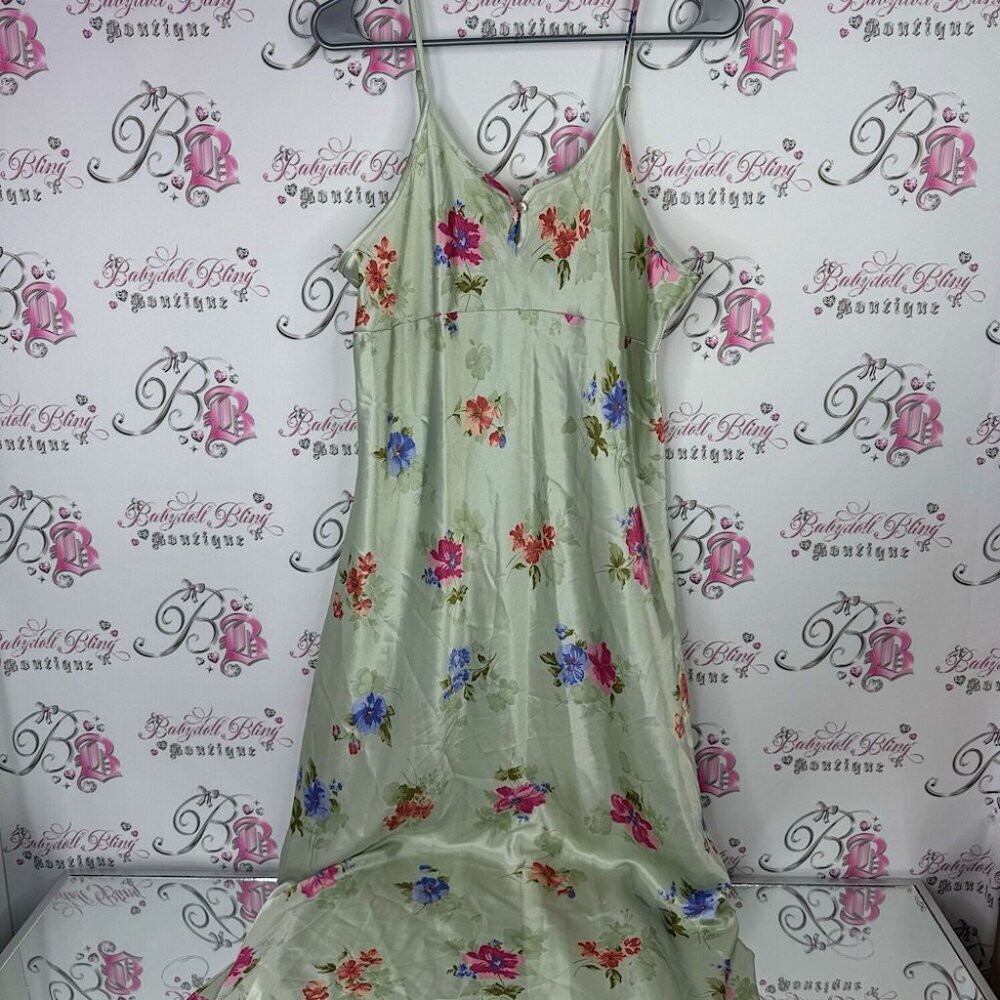 Jones New York dress satiny silky shiny green floral purple pink orange button